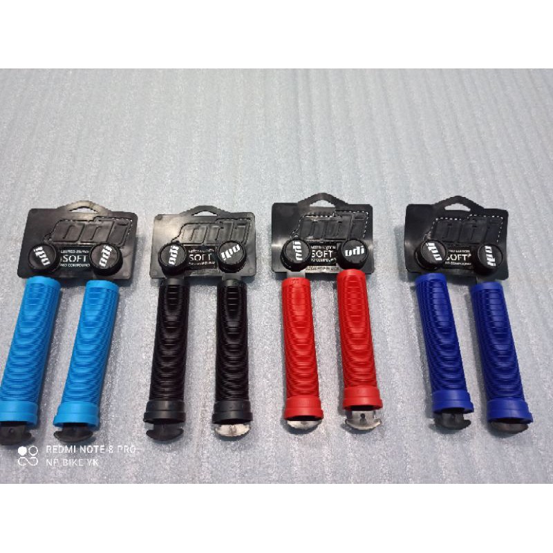 grip handgrip odi soft pro compound rubber silicone
