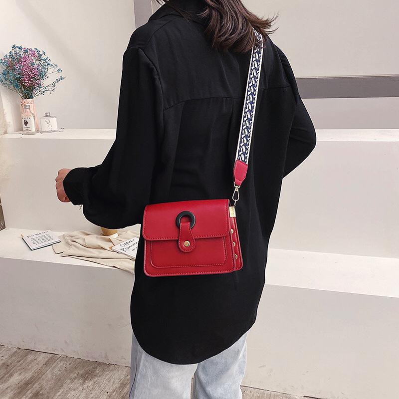 TAS SLEMPANG POSTMAN