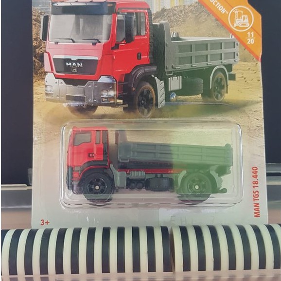 Matchbox Truck MAN TGS & Self Driving Bus