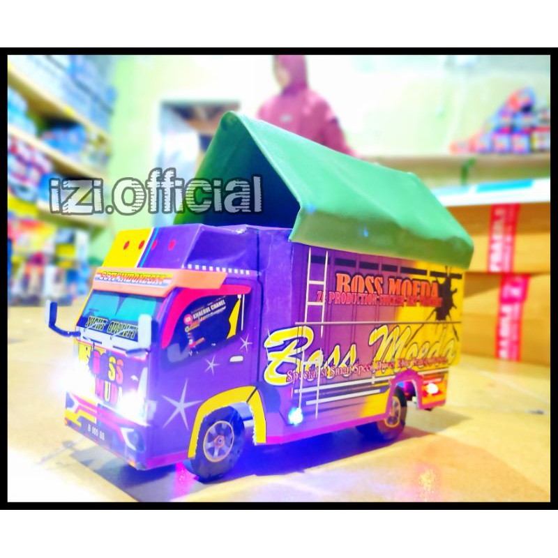 MINIATUR TRUK OLENG MINIATUR TRUK BOS MUDA BOS KECIL MURAH FULL LAMPU TERPAL OLENG RODA KAYU