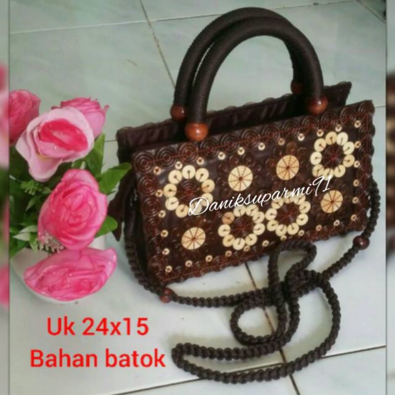 Free Packing Kardus , Tas Batok / Tempurung Kelapa /Tas Wanita / Tastote / Tas Unik