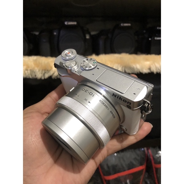 kamera mirorles nikon j5 wifi like new normal siap pakai