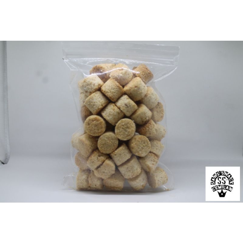 

Kue Sagon Kelapa / Sagon Kelapa