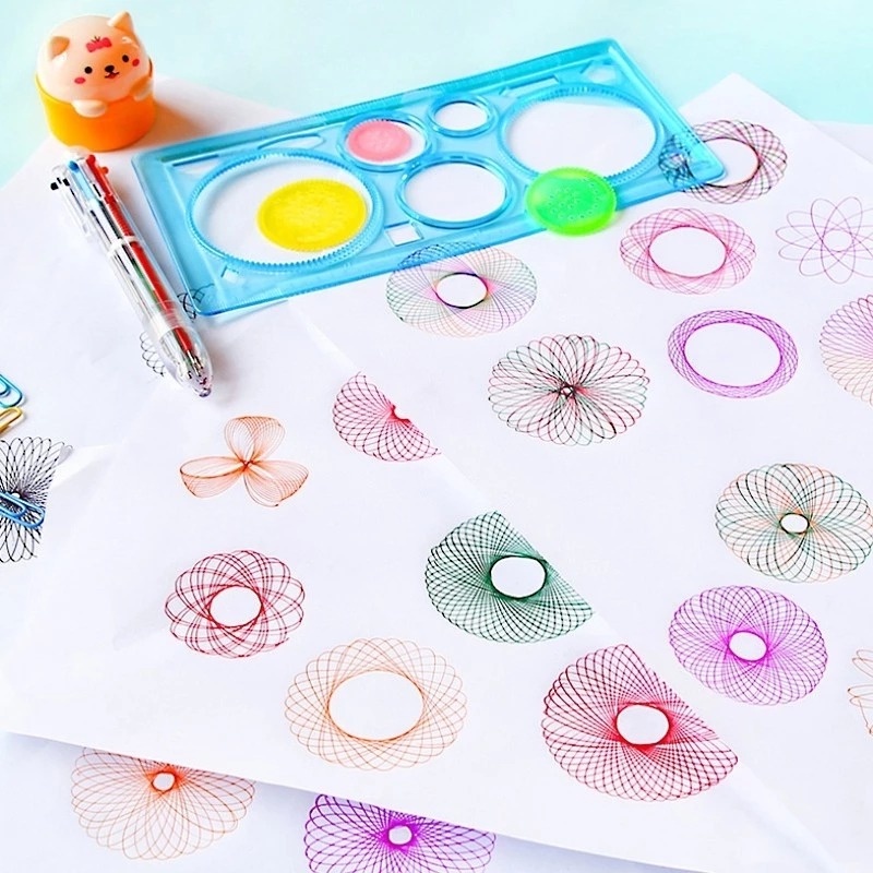 Penggaris Spirograph Multifungsi Untuk Menggambar