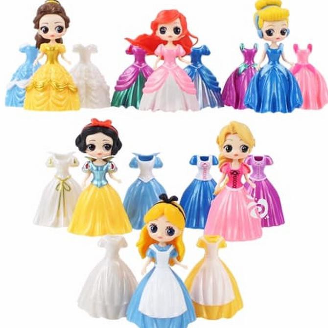 DS WELCOME Princess Ganti Baju 6 Figure 18 Dress Mainan Miniatur Topper FG477