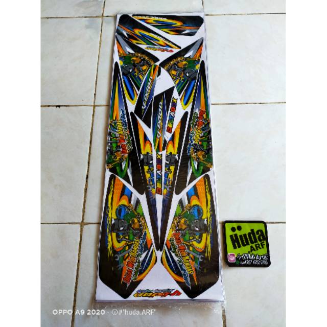 STRIPING VIXION LAMA VARIASI LIS MOTOR OLD VIXION VIXION LAMA 2007-2012