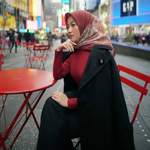 Buttonscarves New York Reborn Time Square