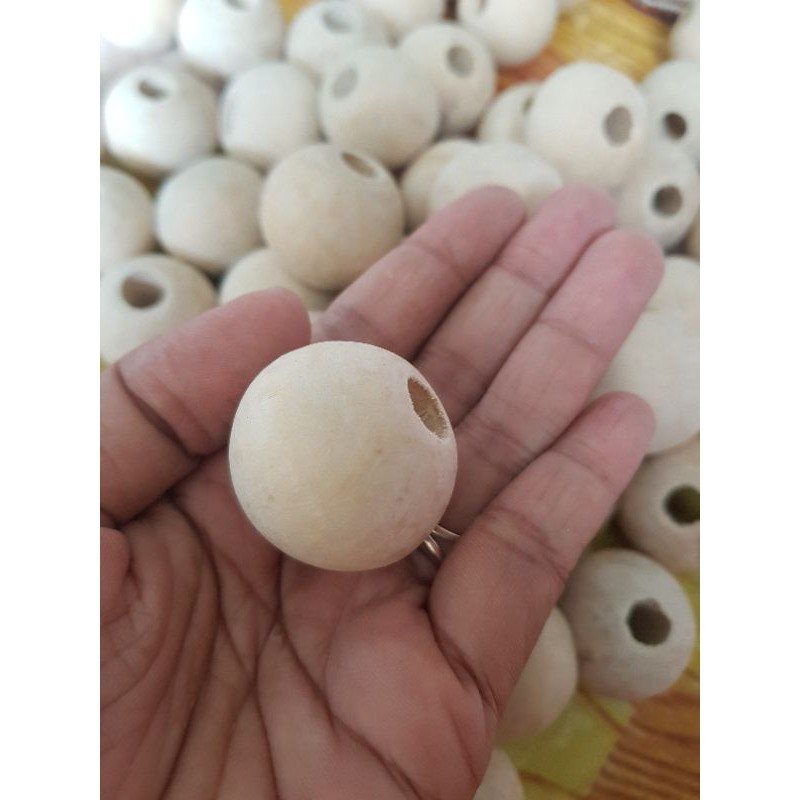 Manik kayu natural size 3cm