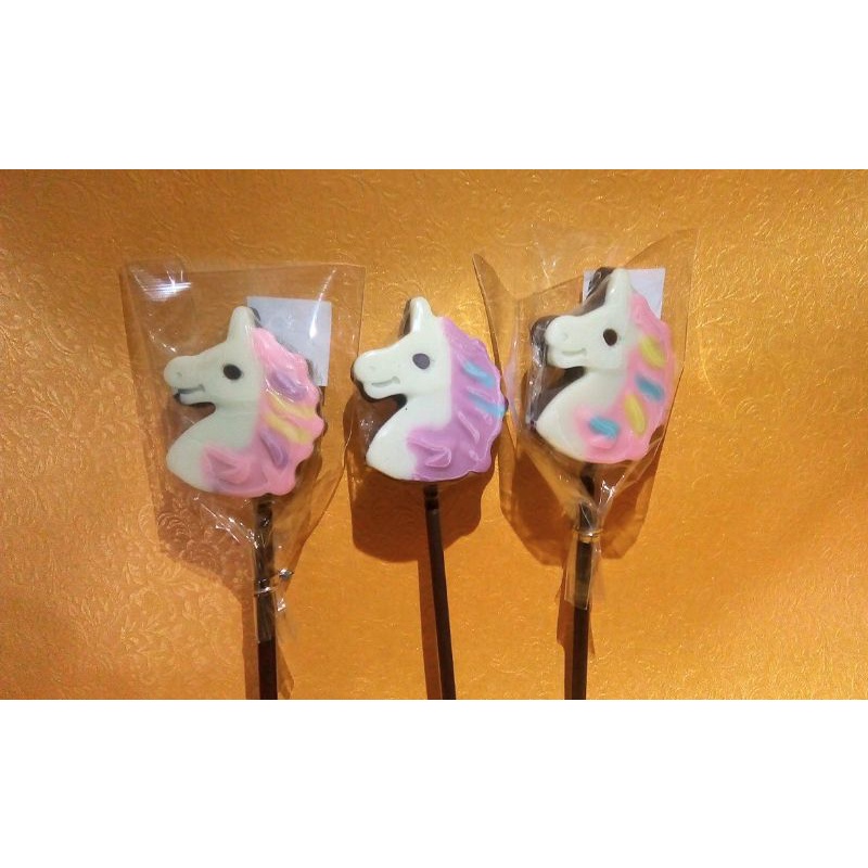 

Lolipop Cokelat Unicorn (harga tercantun utk 1 pc)