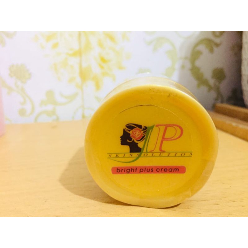 ipung cream malam  flek plus/ cream malam / cream ipung