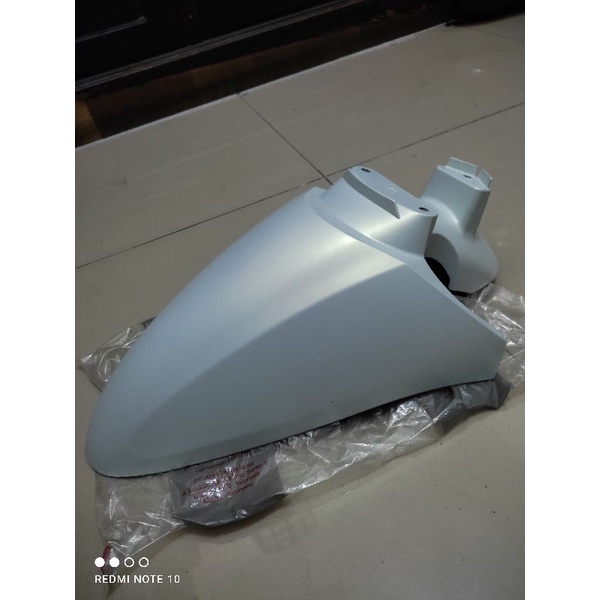 spakbor depan scoopy 2021-2023 putih doff original