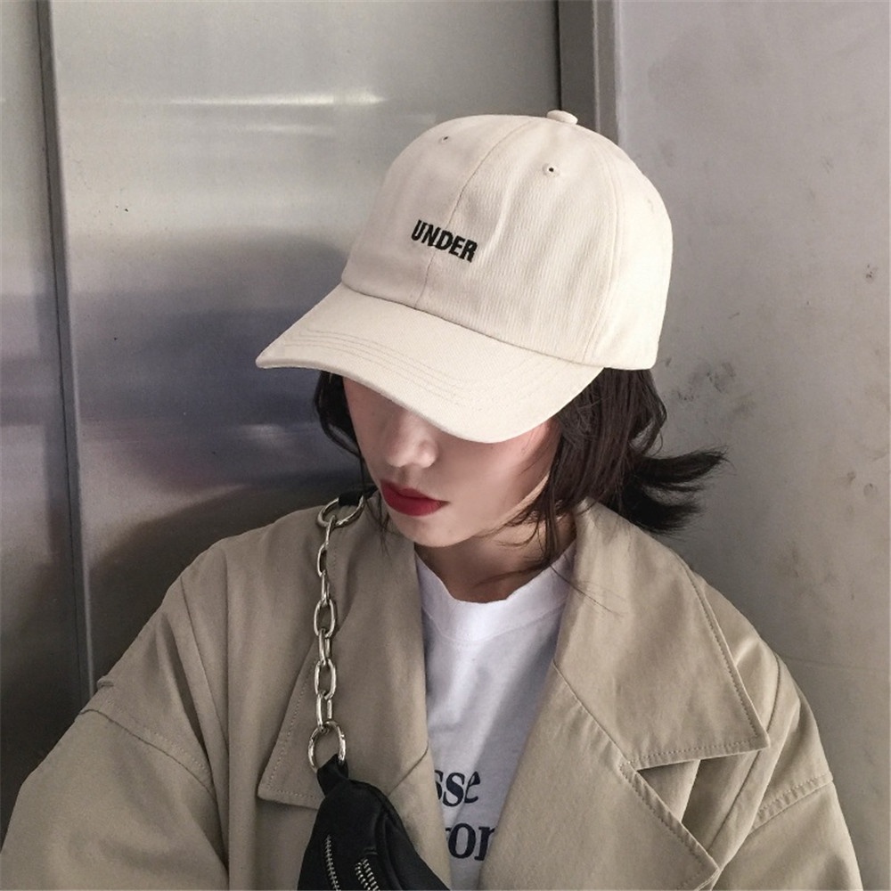 Topi Baseball Motif Bordir Bahan Katun Warna Hitam Putih Gaya Hip Hop Untuk Pasangan