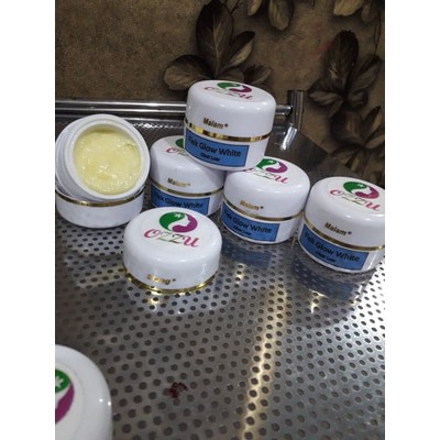 KRIM FLEK OZZU SKIN CARE PALING AMPUH ATASI FLEK HITAM