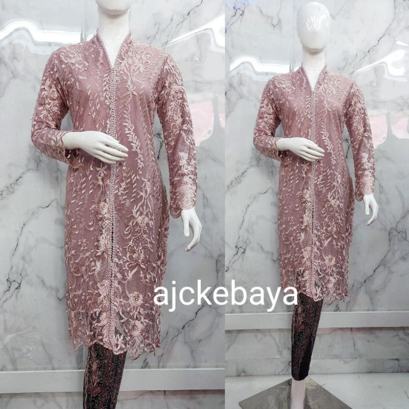 KEBAYA/KEBAYA TUNIK/SET KEBAYA TULLE/KEBAYA MODERN/KEBAYA TERBARU/KEBAYA PREMIUM/KEBAYA TERLARIS