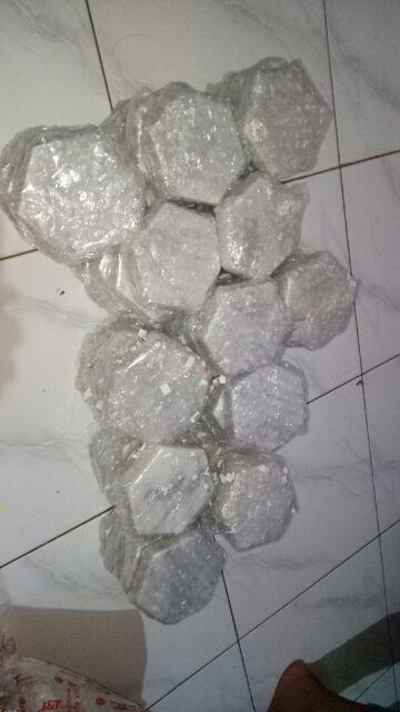 Carrara Hexagon Marble Coaster 10 Cm | Tatakan Gelas Marmer