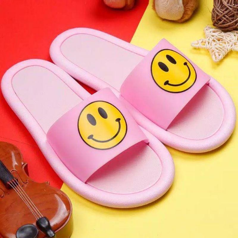 SANDAL WANITA KARAKTER SMILE MELIA