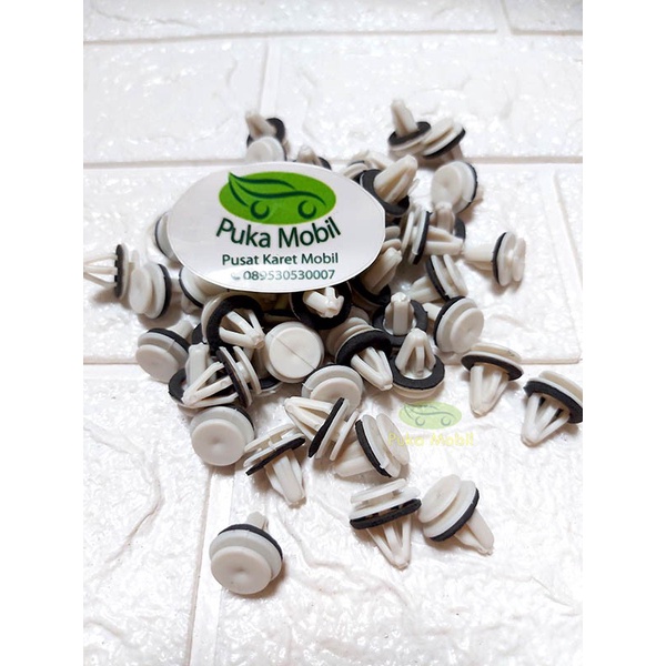 Kancing Klip Grill Lampu Depan Mobil Futura
