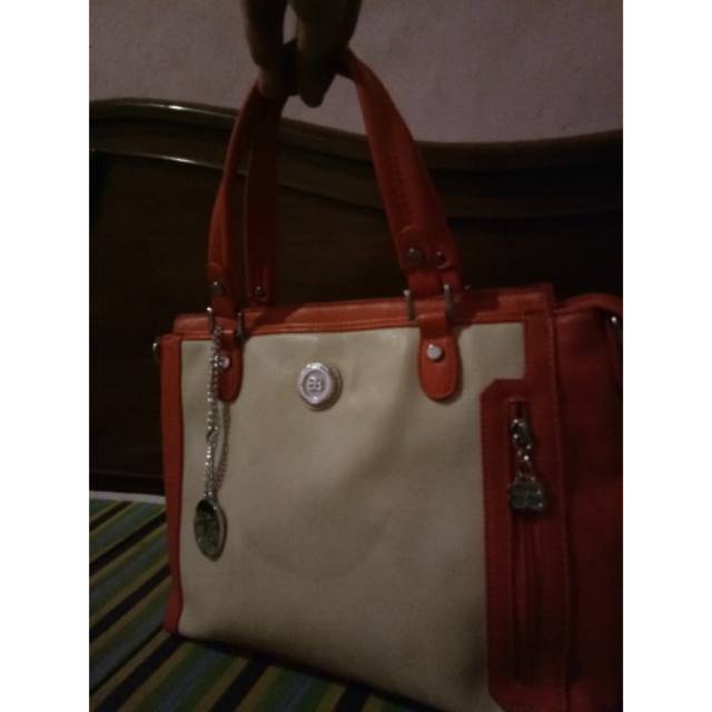 New Tas Branded F Timber