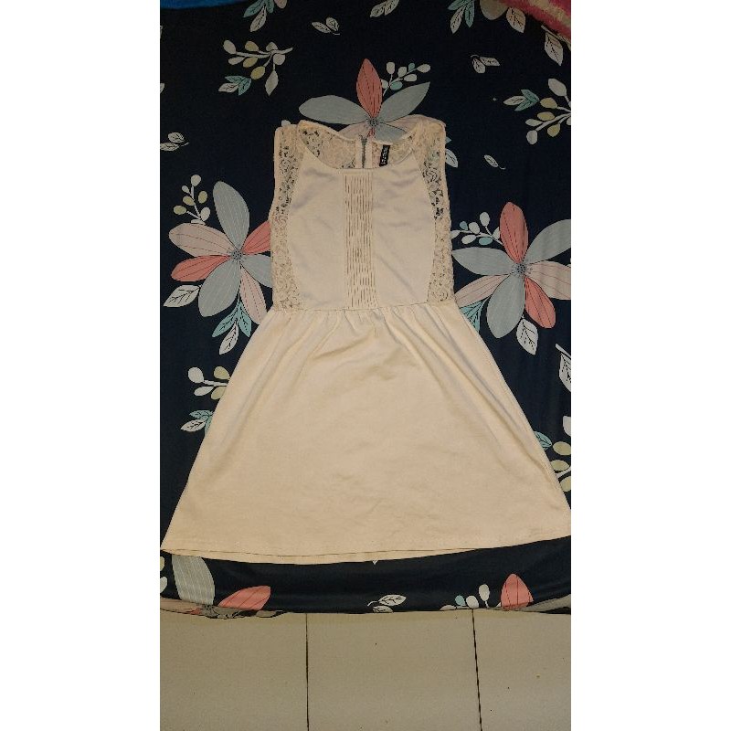 DRESS HNM PRELOVED
