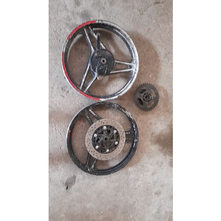 velg resing r18 variasi buat yamaha king , scorpio