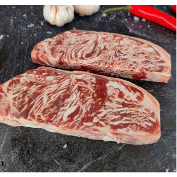 

Steak | Wagyu Hokubee Meltique Beef Steak 600Gr - 3 Pcs