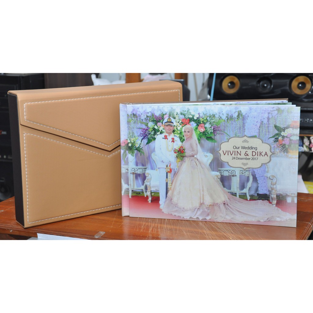 

ALBUM KOLASE COVER SHEET / COVER FULL FOTO 10SHEET UK 20X30 BOX KOPER KULIT MEWAH ELEGANT