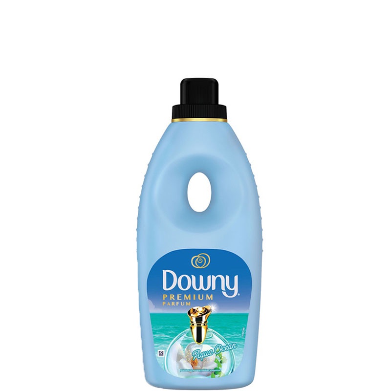 Downy Pelembut Pakaian Botol Aqua Ocean 800 ml