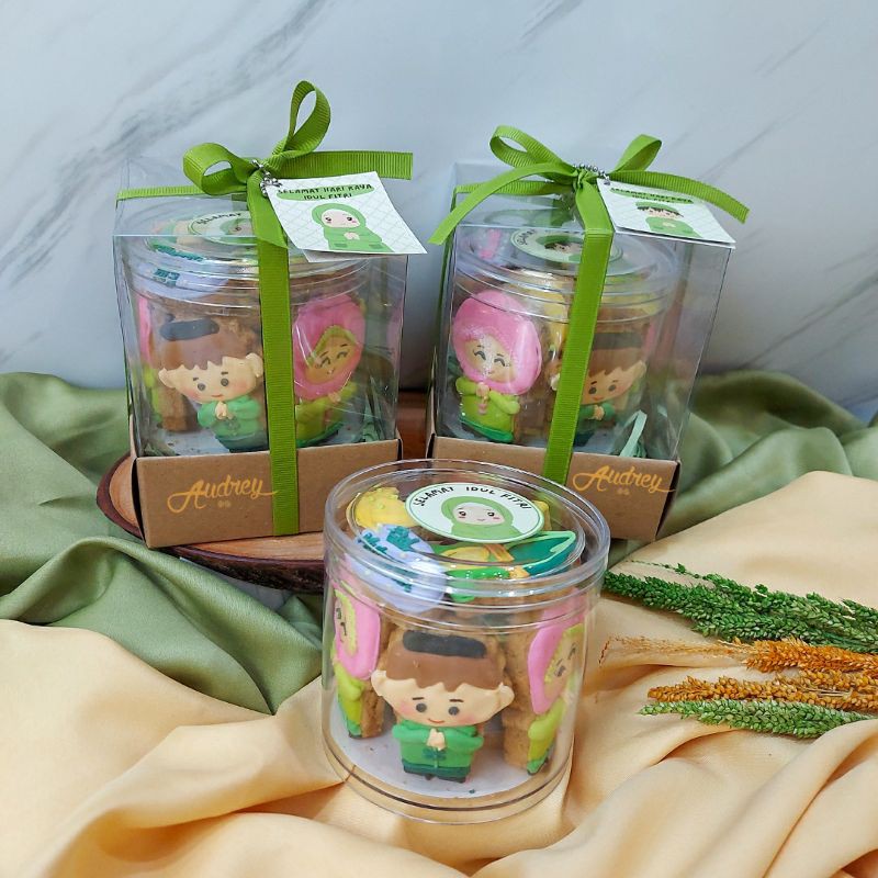 

COOKIES/ KUE KERING/ KUKIS HIAS/ PARCEL KADO/ HAMPERS GIFT LEBARAN/ IDUL FITRI/ RAMADHAN EID MUBARAK