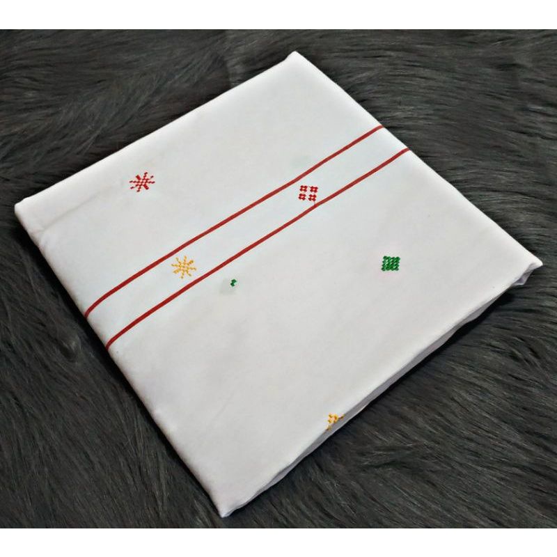 KAIN TENUN PABINTIK MOTIF TENUN TORAJA