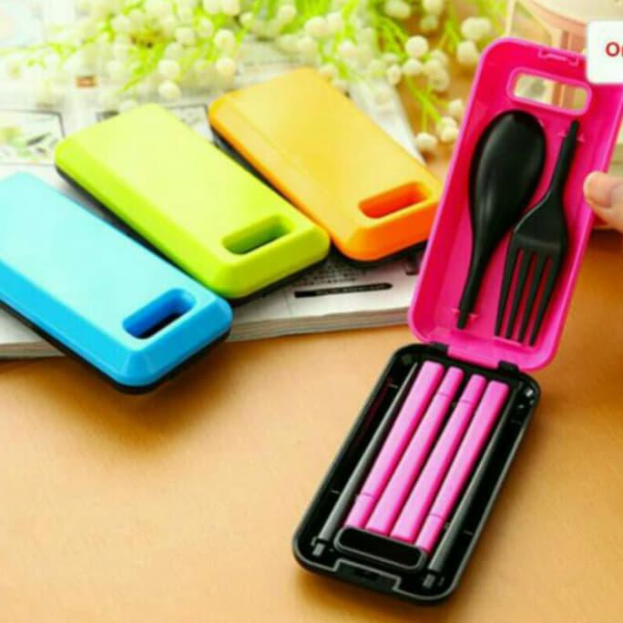 

Unik Set Alat Makan Sendok Sumpit Garpu Korean Style - random Diskon