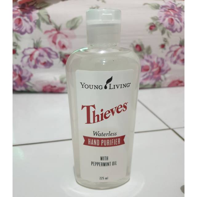 THIEVES ~ Waterless Hand Purifier ~ Youngliving