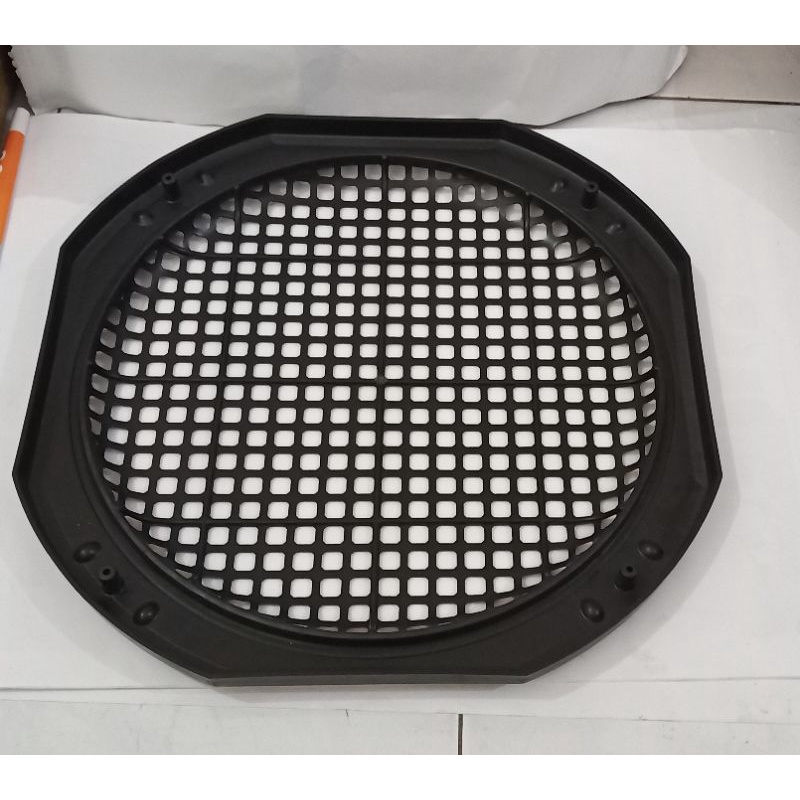 Grill speaker kotak plastik 15 inch