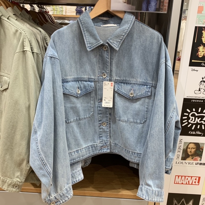 Uniqlo Jaket Denim Crop Wanita Best Seller