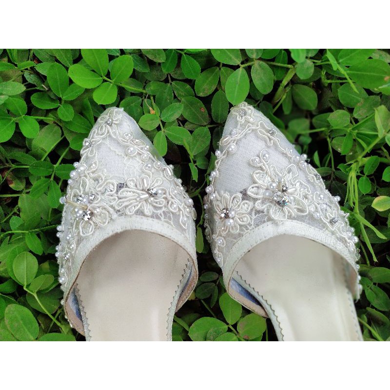 PRELOVED SEPATU PENGANTIN HIGHEELS AVEDA