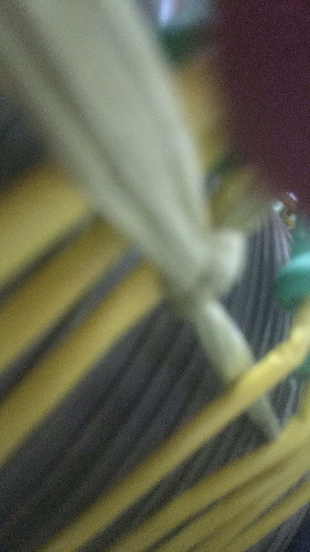 Scrup Tapping Fh 4 X 1/2 Isi 250 Pcs