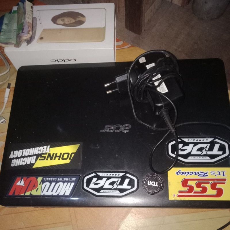 laptop acer aspire E1-471 seconde pakaian