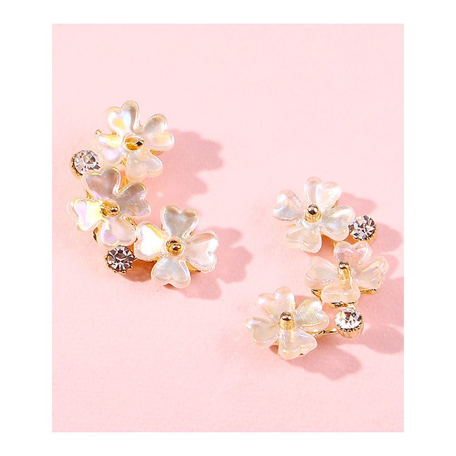 LRC Anting Tusuk Fashion Golden Shell Flower Diamond K44917