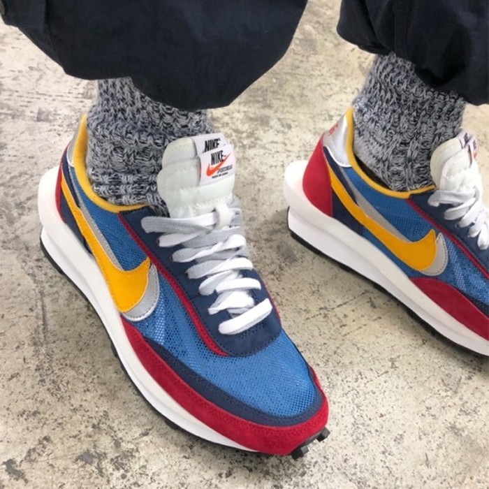 nike sacai original