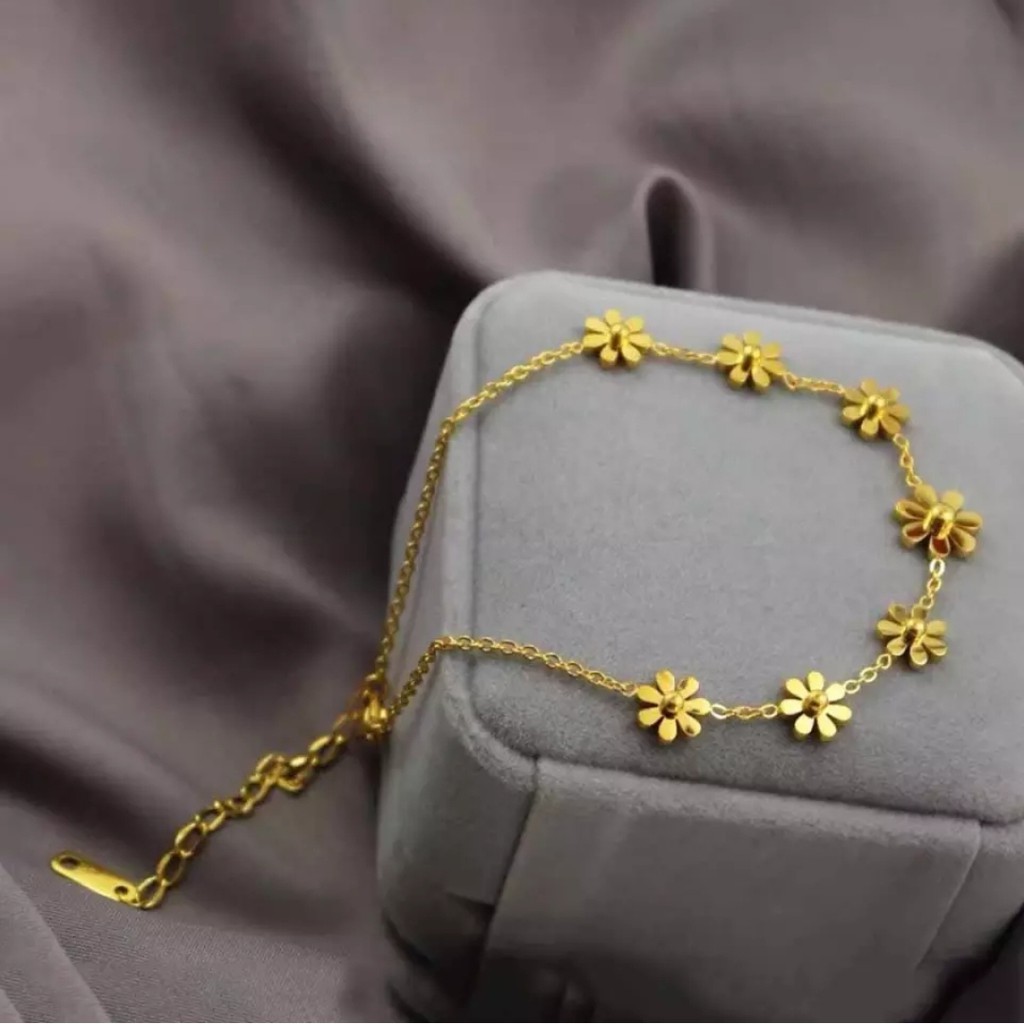 Gelang Kaki Titanium Aksen 7 Bunga Warna Rose Gold dan Gold
