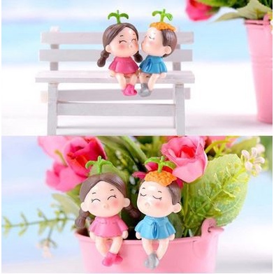 Miniature Lover Figures - Lovers Couple Figurines #29 (2pcs)