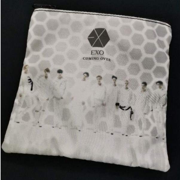 exo 5th anniversary in japan special pouch - coming over version