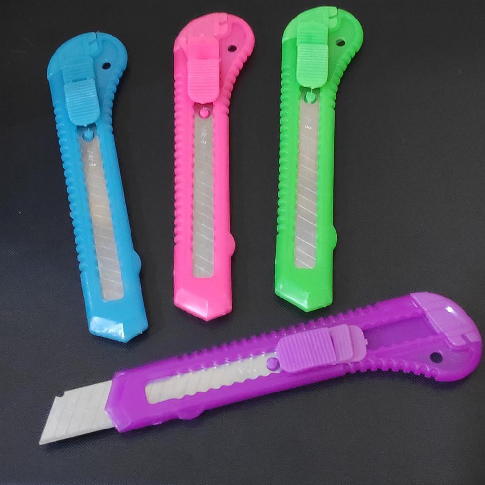 

Jual Cutter Blade / Pisau Cutter Plastik