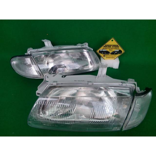 Headlamp Lampu Depan Mazda 323 Lantis