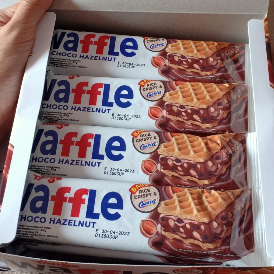 

Waffle Choco Hazelnut Tangga 1 Box isi 12 pcs @25gr