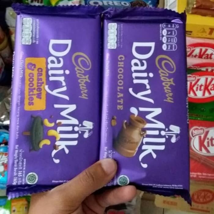 

Cokelat Cadbury 165gram/165gr/cadbury dairy milk/cadbury chocolate