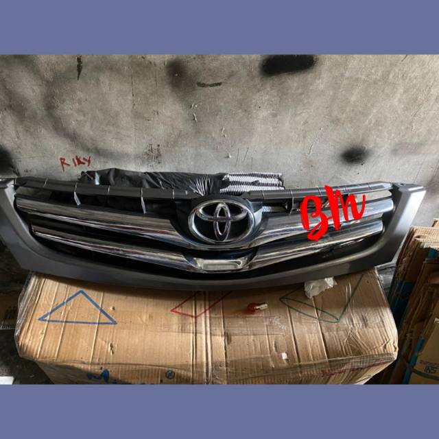 Grill New Innova Facelift 2010