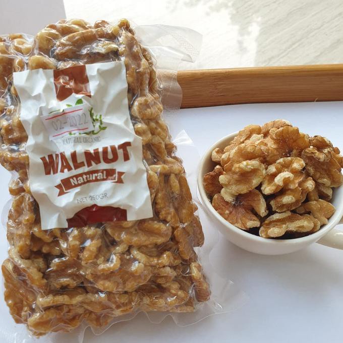 

Natural Raw Walnut ( Kacang ) 250 gr PROMO SPECIAL