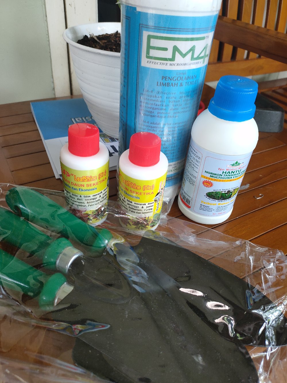 Em4 Pengolahan  Limbah Dan Toilet