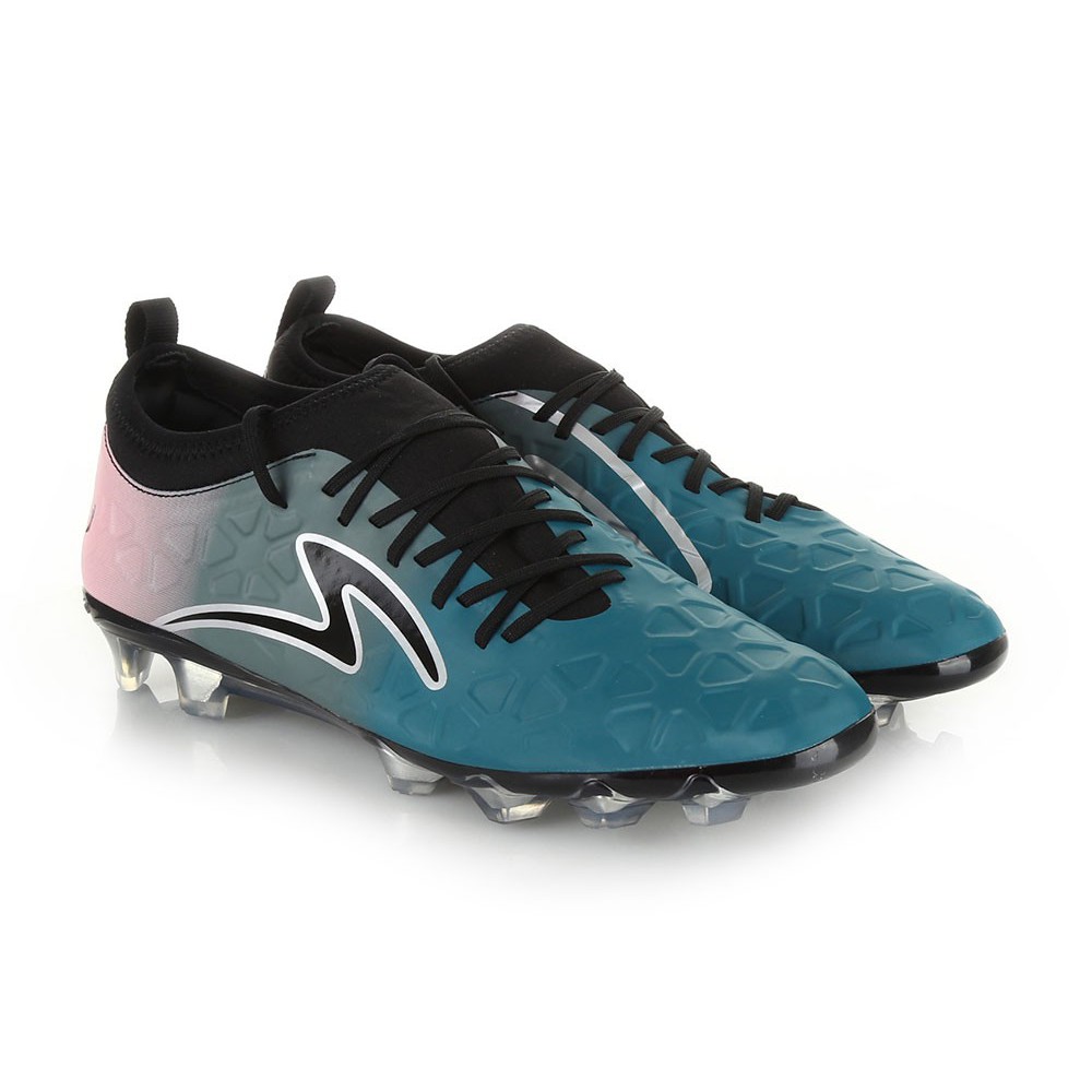 Vektor Tegak Gambar Sepatu Bola Specs Swervo Vektor Tegak Gambar Sepatu Bola Specs Swervo