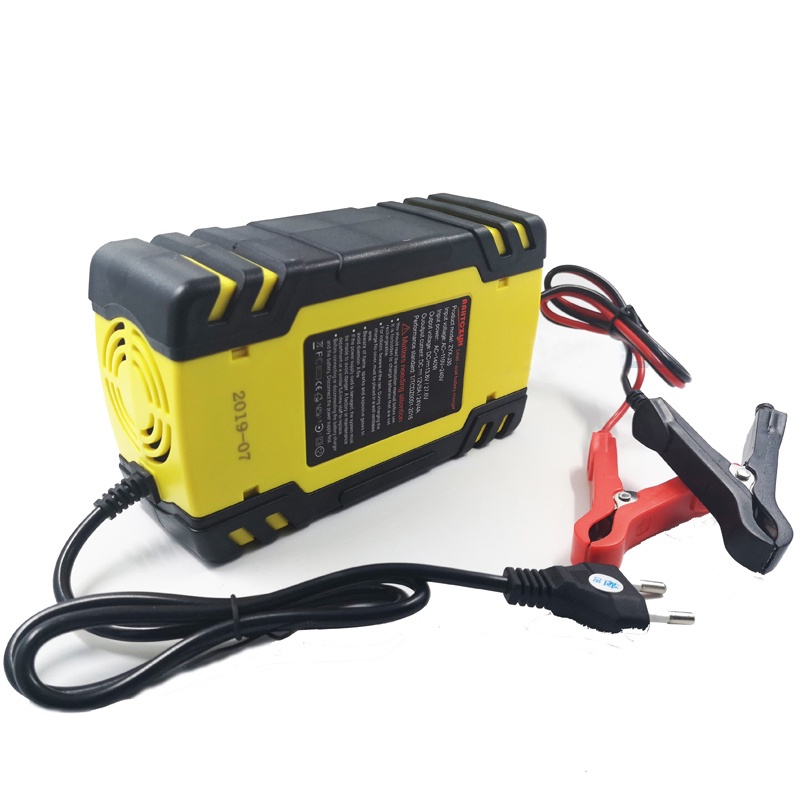 Charger Aki 12V/24V 140W Mobil Motor Dengan LCD 4-8 Ampere